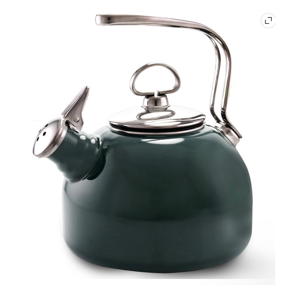 Chantal Classic 2 Qt Enamel Steel Whistling Teakettle Brunswick Green 37-18S GB